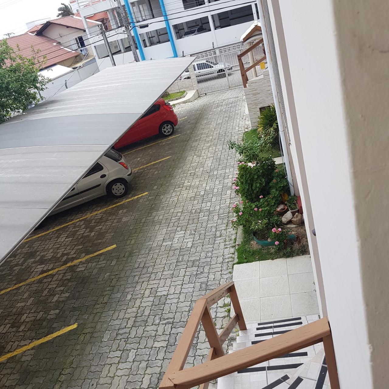 Solar Norte No Centro Dos Ingleses A 100 Metros Da Praia ฟลอเรียนอโปลิส ภายนอก รูปภาพ